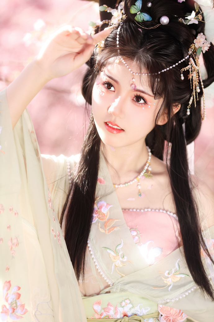知否知否应是绿肥红瘦